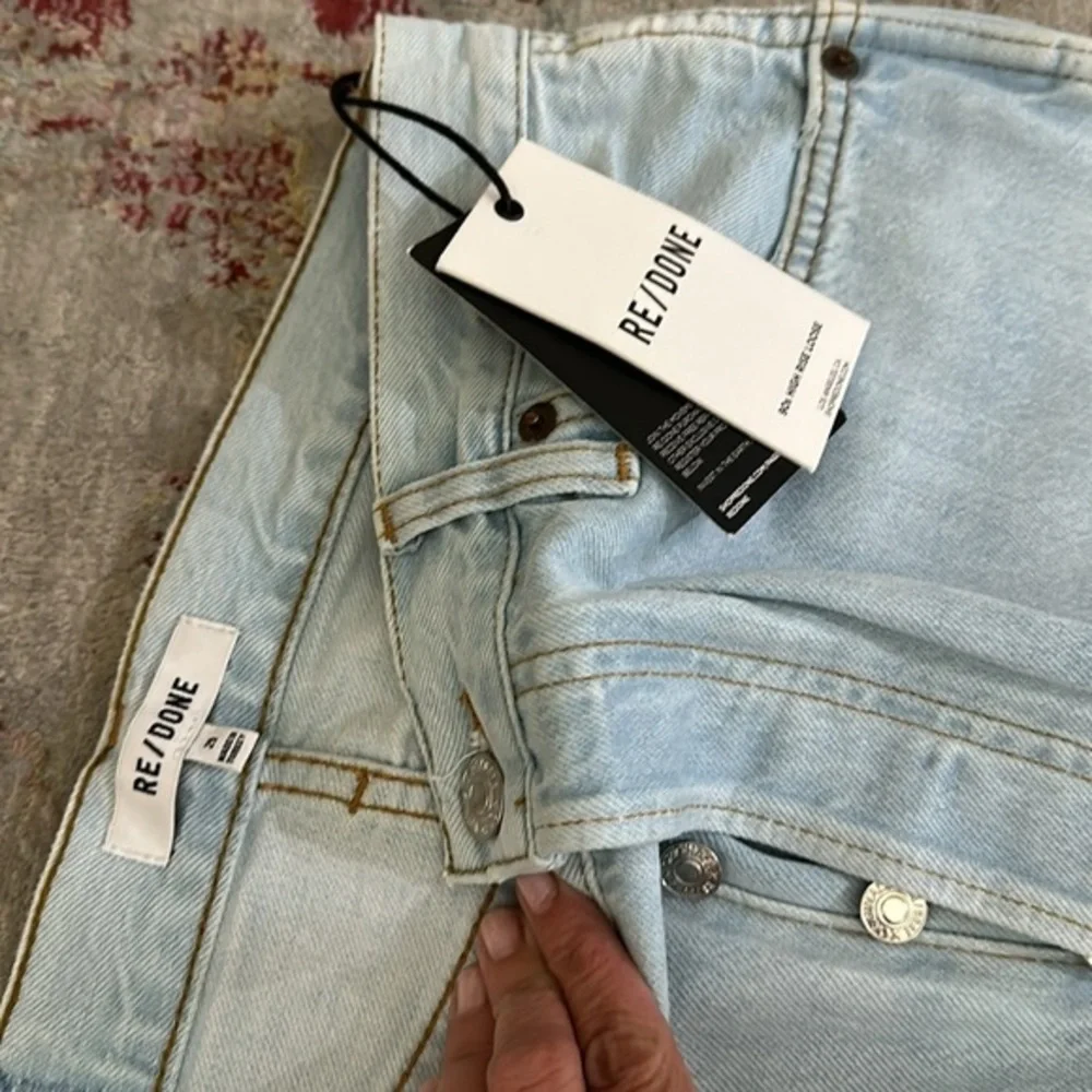 NWT Re/Done 90's High‎ Rise Loose Bleach Destroy 188-3WHRL Distressed size 29